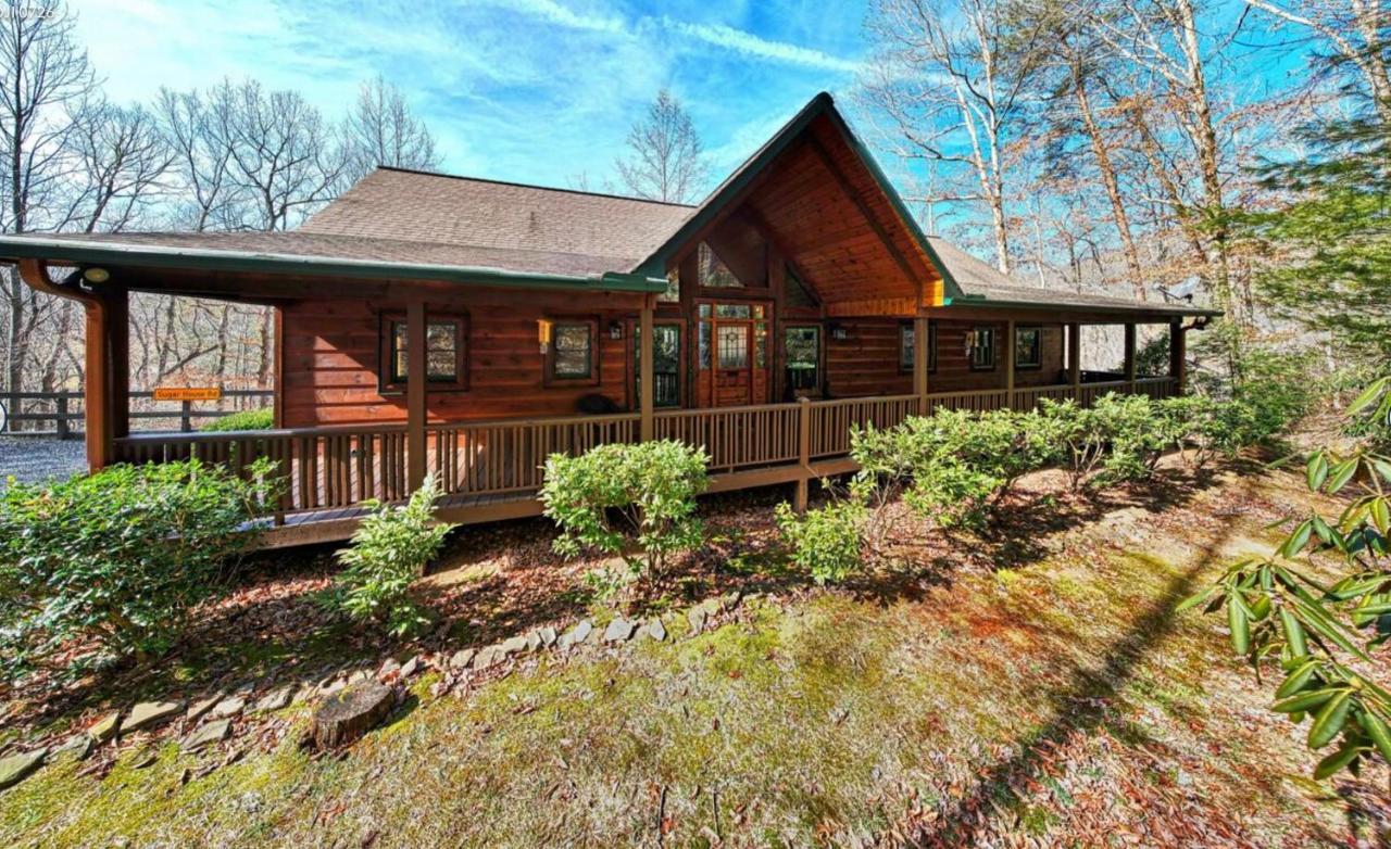 Cozy Creekfront Family Cabin-Pet Friendly -Gamerm-Hot Tub Hiawassee Εξωτερικό φωτογραφία