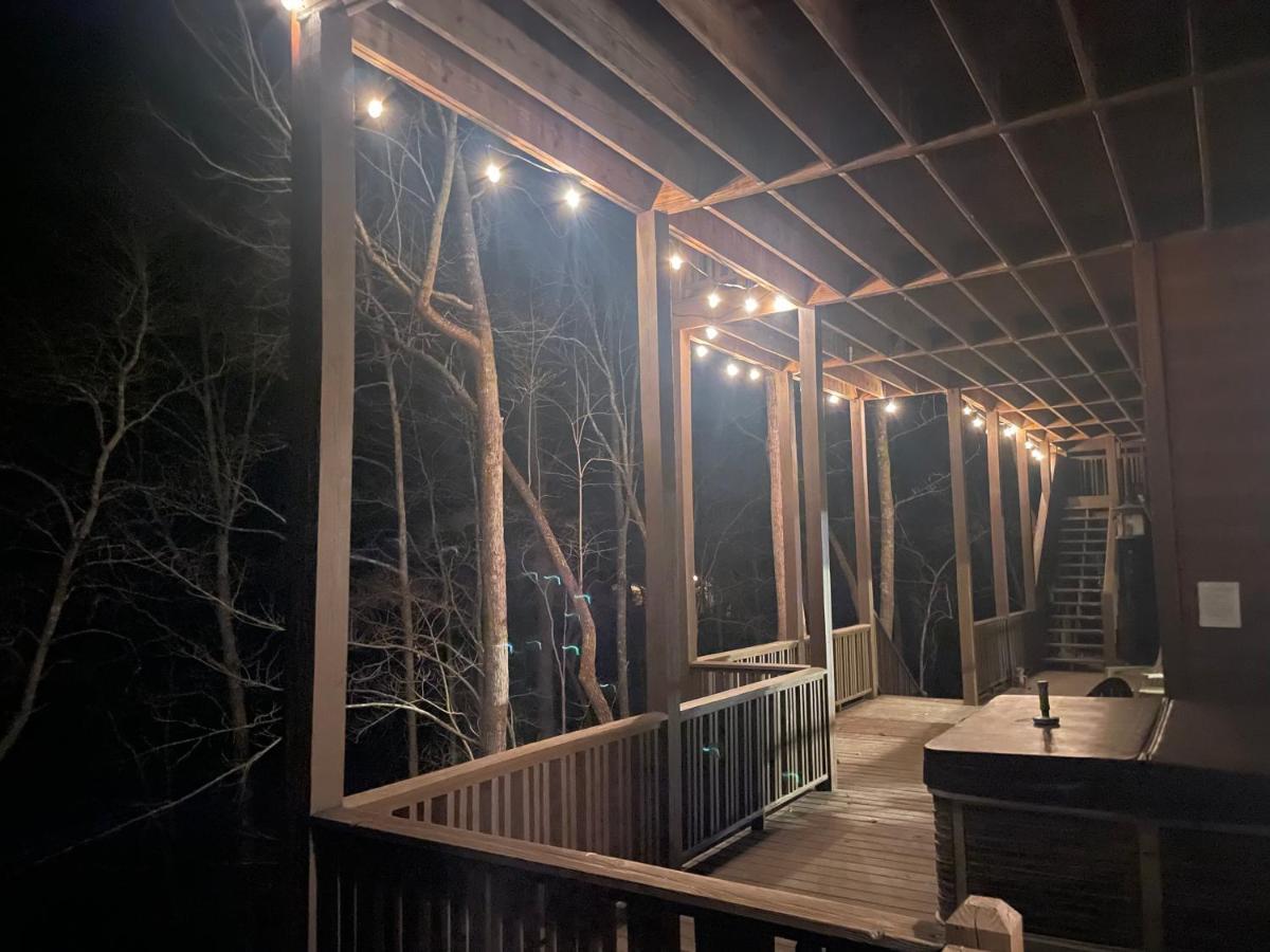Cozy Creekfront Family Cabin-Pet Friendly -Gamerm-Hot Tub Hiawassee Εξωτερικό φωτογραφία