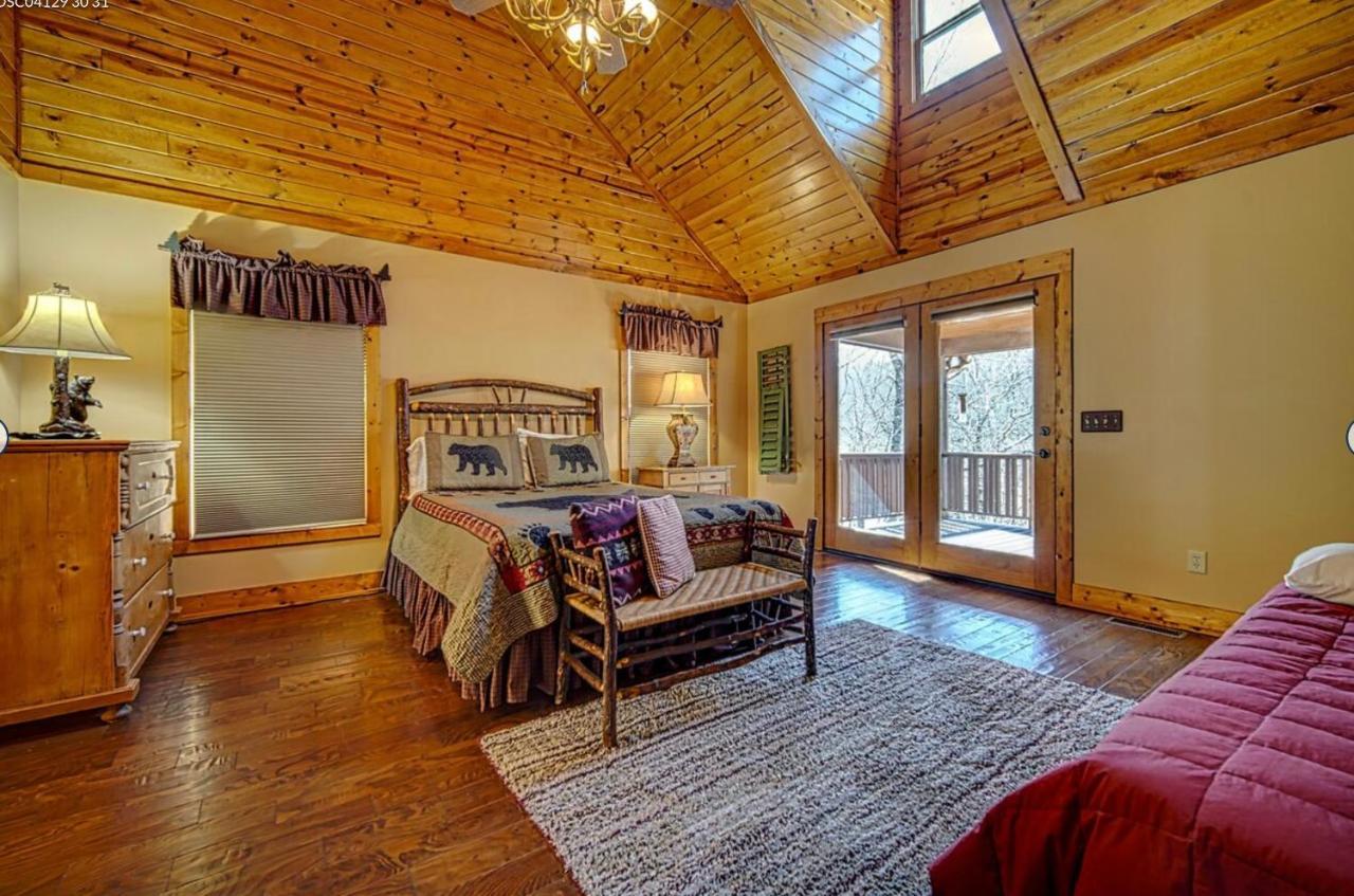 Cozy Creekfront Family Cabin-Pet Friendly -Gamerm-Hot Tub Hiawassee Εξωτερικό φωτογραφία