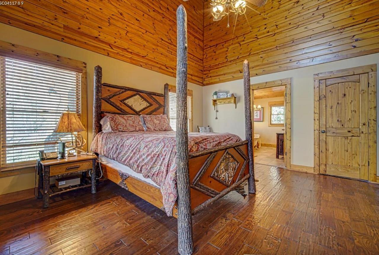 Cozy Creekfront Family Cabin-Pet Friendly -Gamerm-Hot Tub Hiawassee Εξωτερικό φωτογραφία