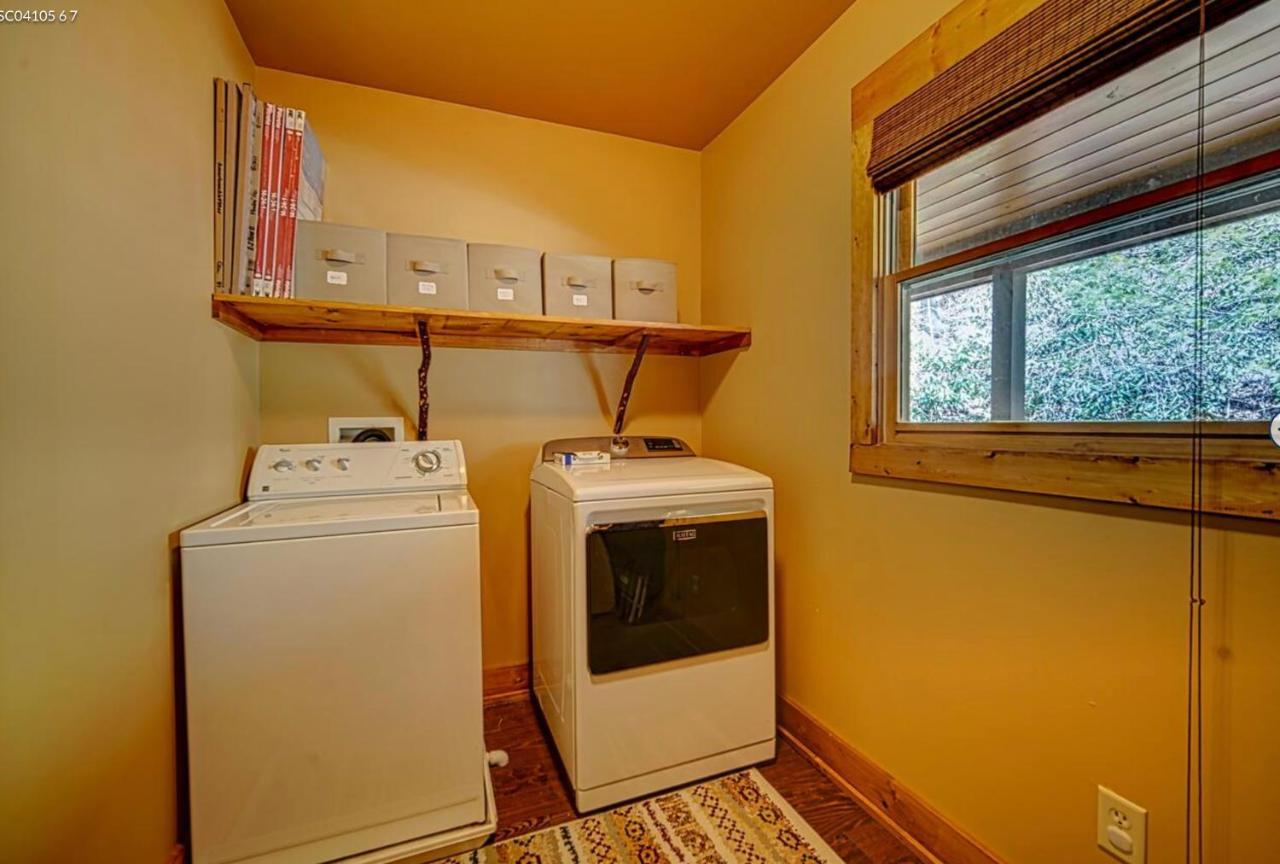 Cozy Creekfront Family Cabin-Pet Friendly -Gamerm-Hot Tub Hiawassee Εξωτερικό φωτογραφία
