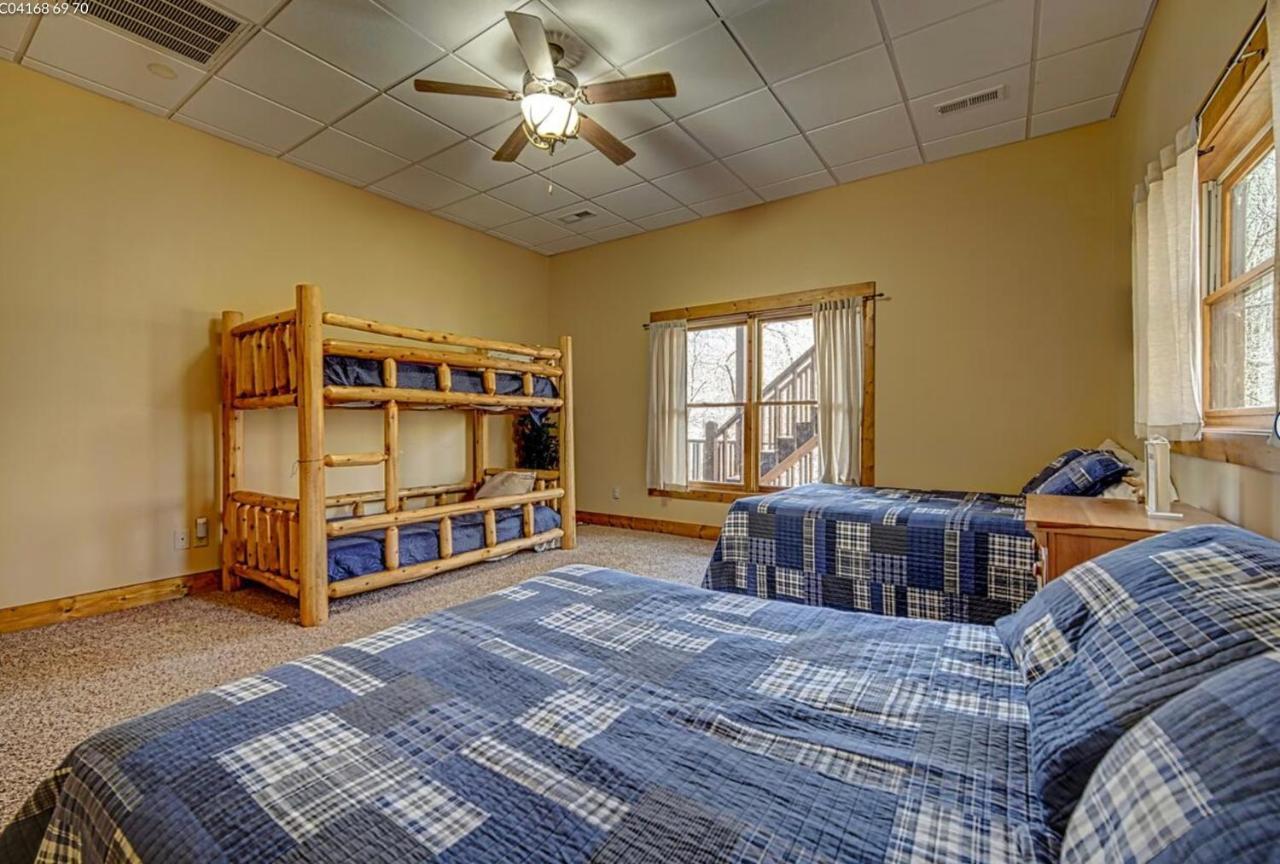 Cozy Creekfront Family Cabin-Pet Friendly -Gamerm-Hot Tub Hiawassee Εξωτερικό φωτογραφία