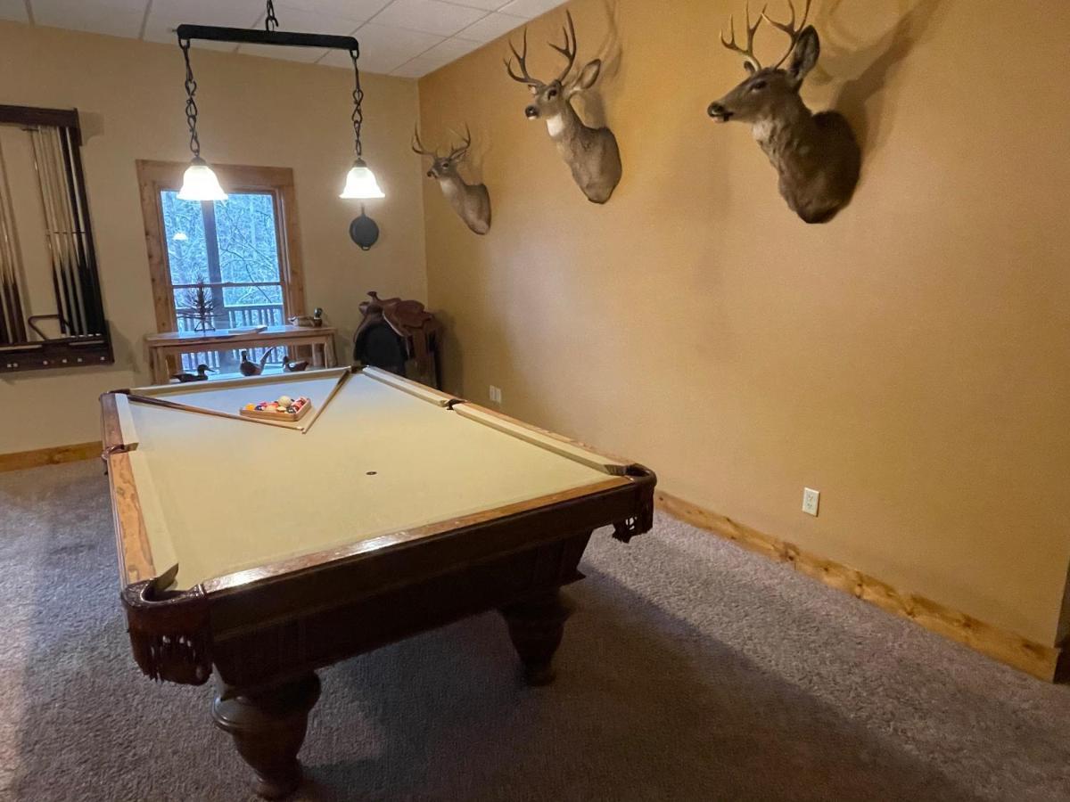 Cozy Creekfront Family Cabin-Pet Friendly -Gamerm-Hot Tub Hiawassee Εξωτερικό φωτογραφία